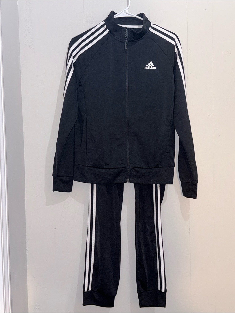 🌹Host pick🌹adidas Women's Slim Fit 3-Stripes Tracksuit Set Black/White Size S